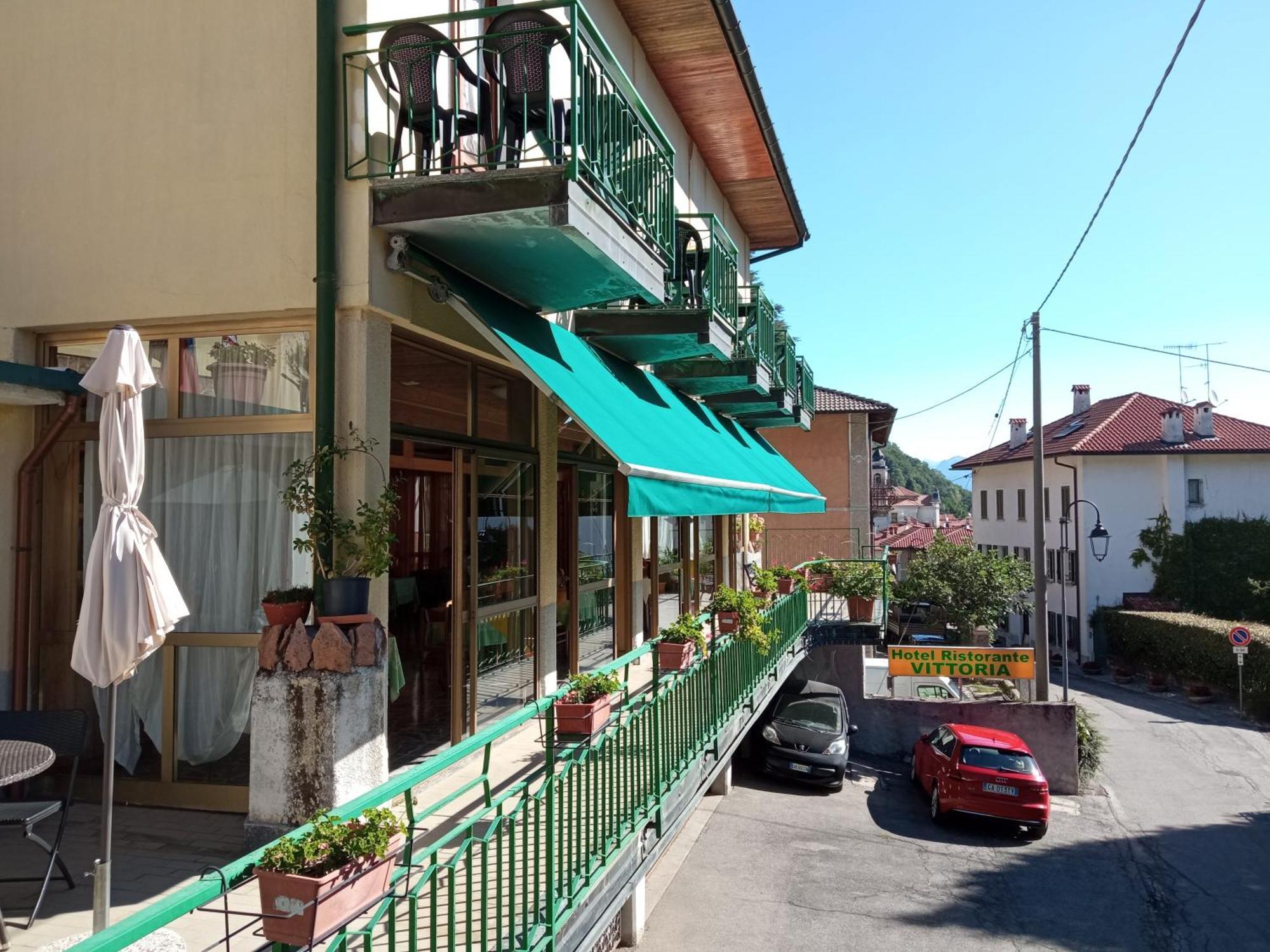 Budget Hotel Vittoria & Ristorante Marzio Eksteriør bilde